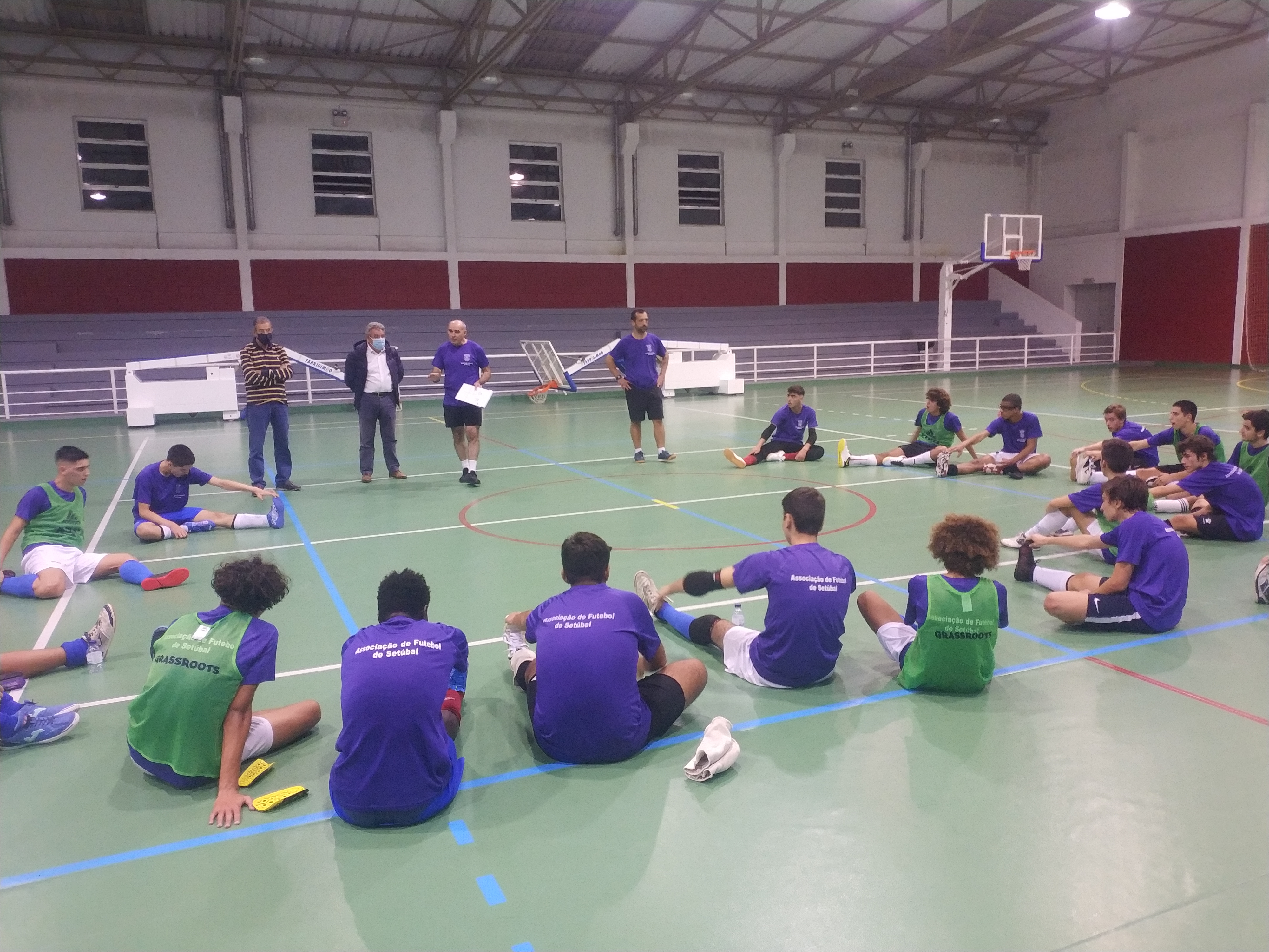Sub-17 de futsal no arranque dos treinos das seleções distritais da AF Setúbal