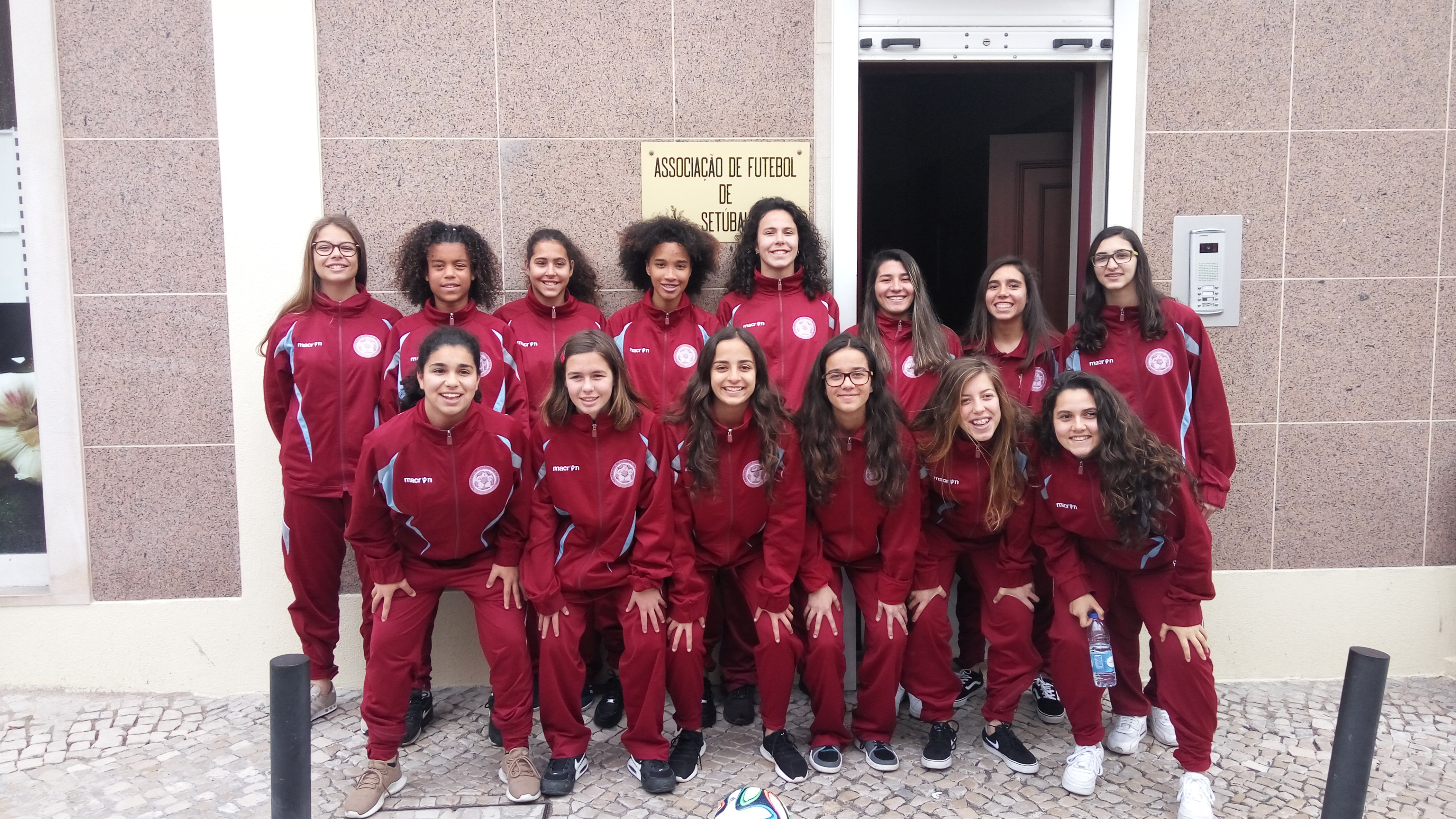Qualidade, motivação e ambição para visar conquistas em nome do futebol feminino da AF Setúbal