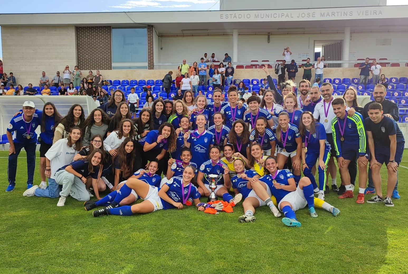 Jogo do Amora FC nas meias finais da Taça de Portugal Feminina com apoio  solidário para animais - Diário do Distrito