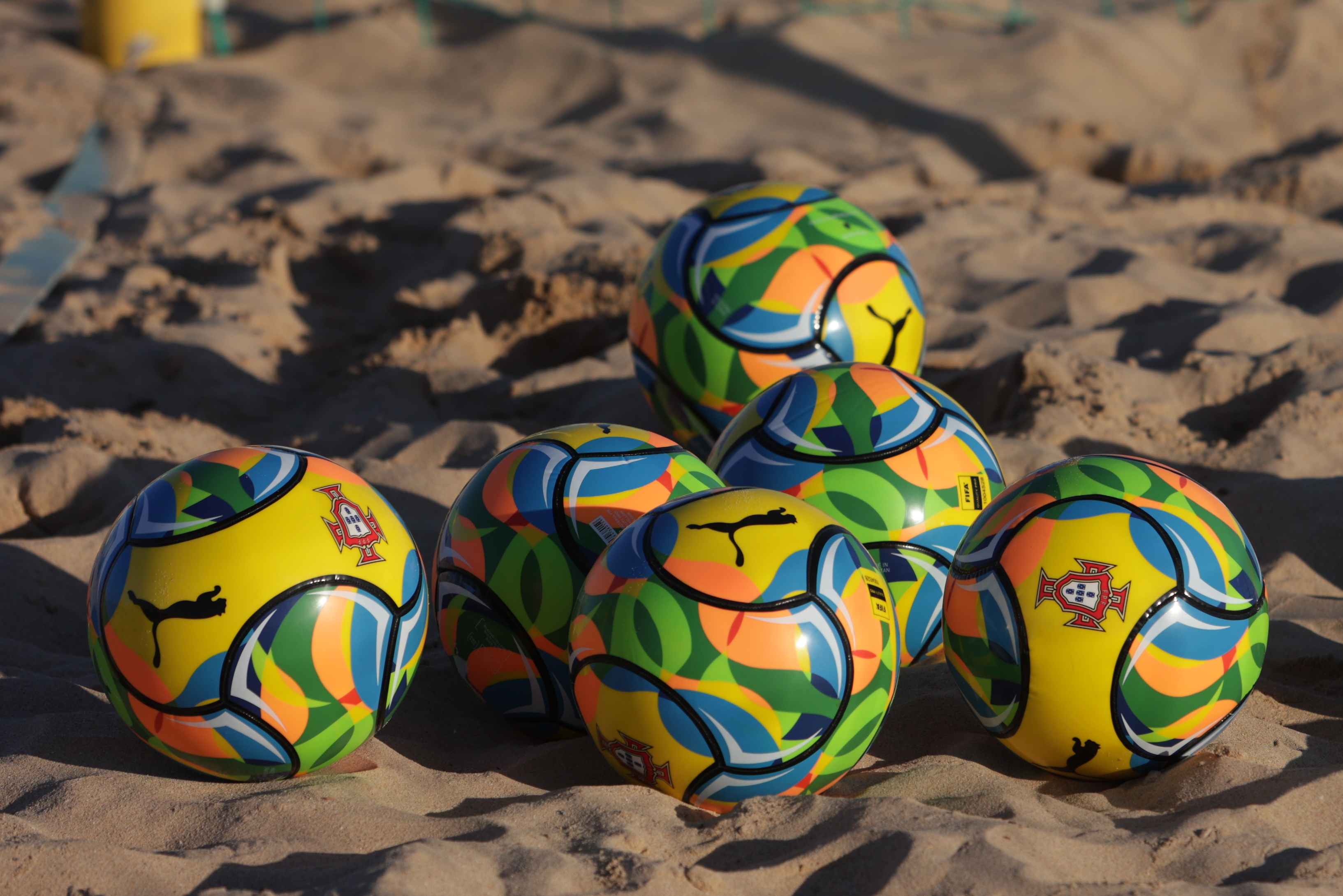 Sesimbra acolhe estágios das seleções seniores de futebol de praia