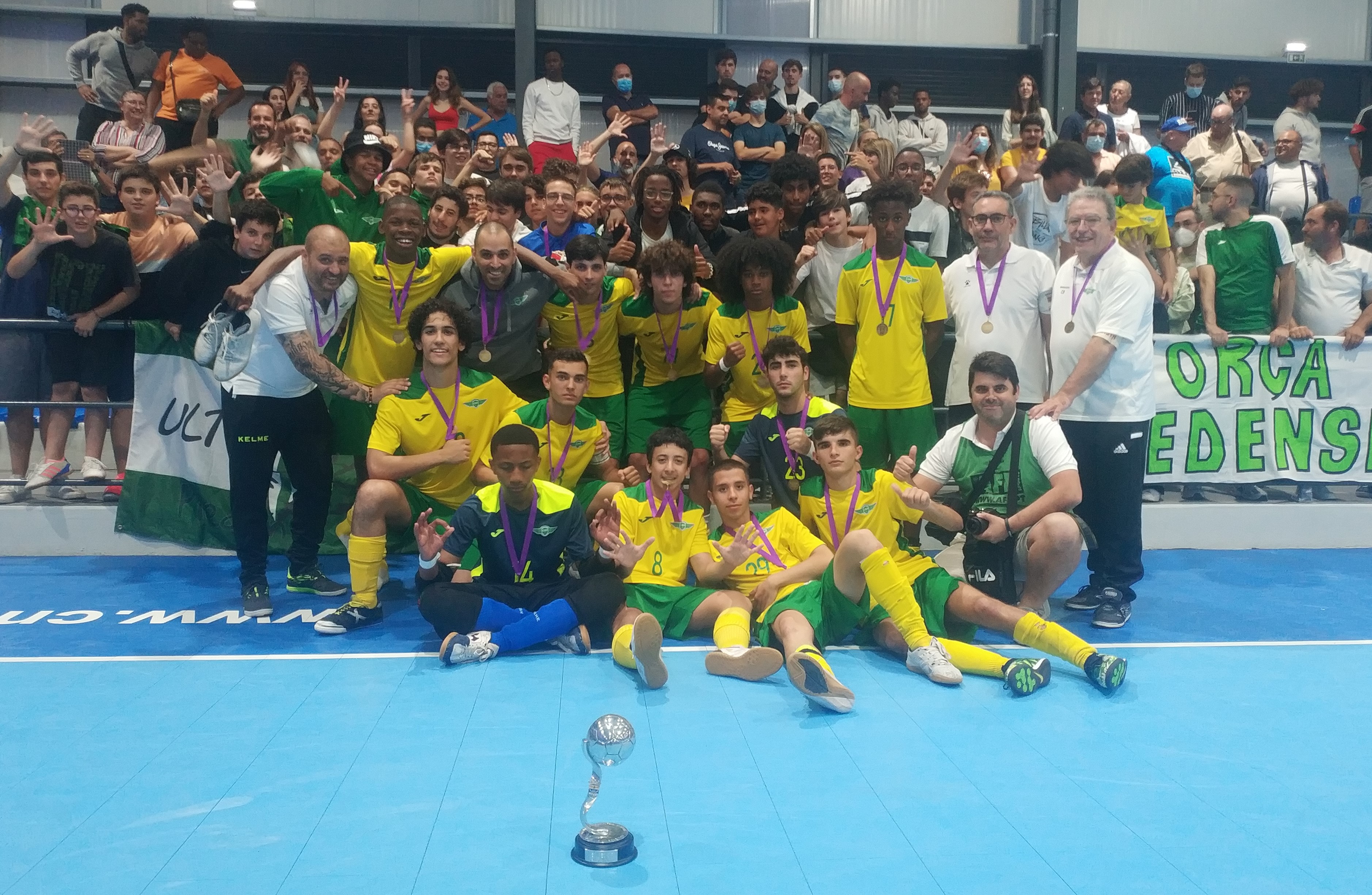 CR Piedense conquistou a Taça AF Setúbal de juvenis de futsal