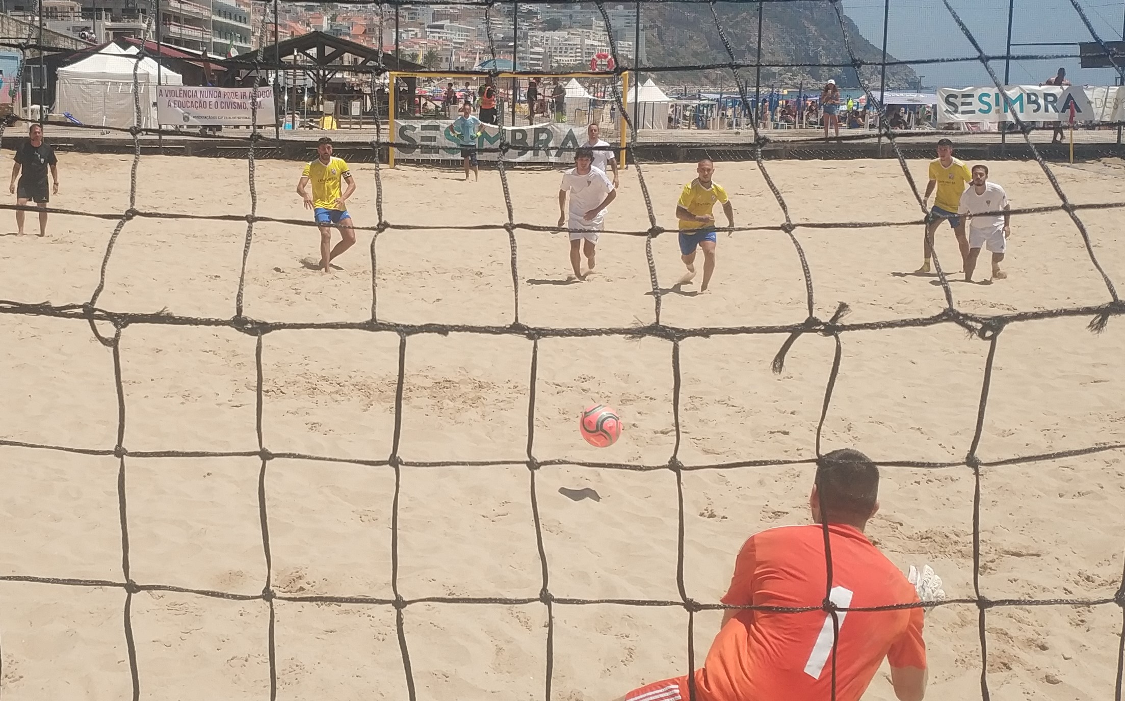 AF Setúbal inicia nova temporada do futebol de praia distrital