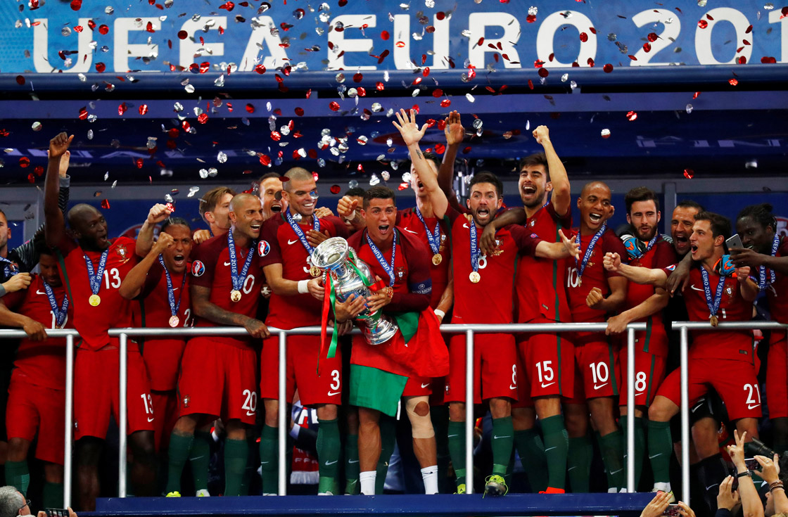 SOMOS CAMPEÕES DA EUROPA! PARABÉNS SELEÇÃO! OBRIGADO PORTUGAL!