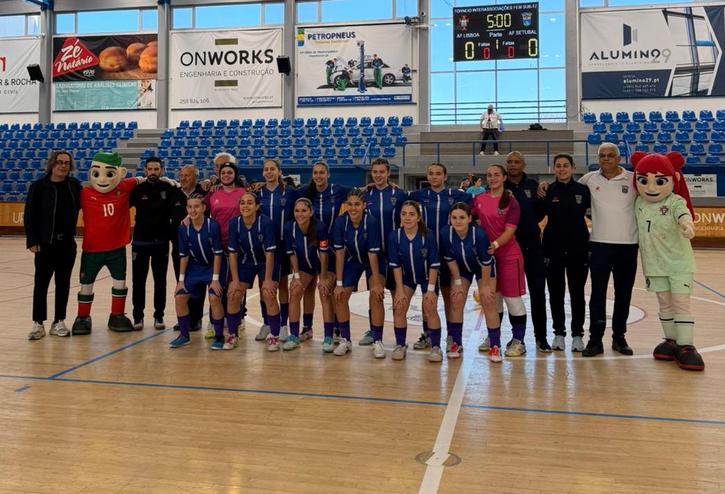 Seleção de futsal feminino evoluiu em Viana do Castelo