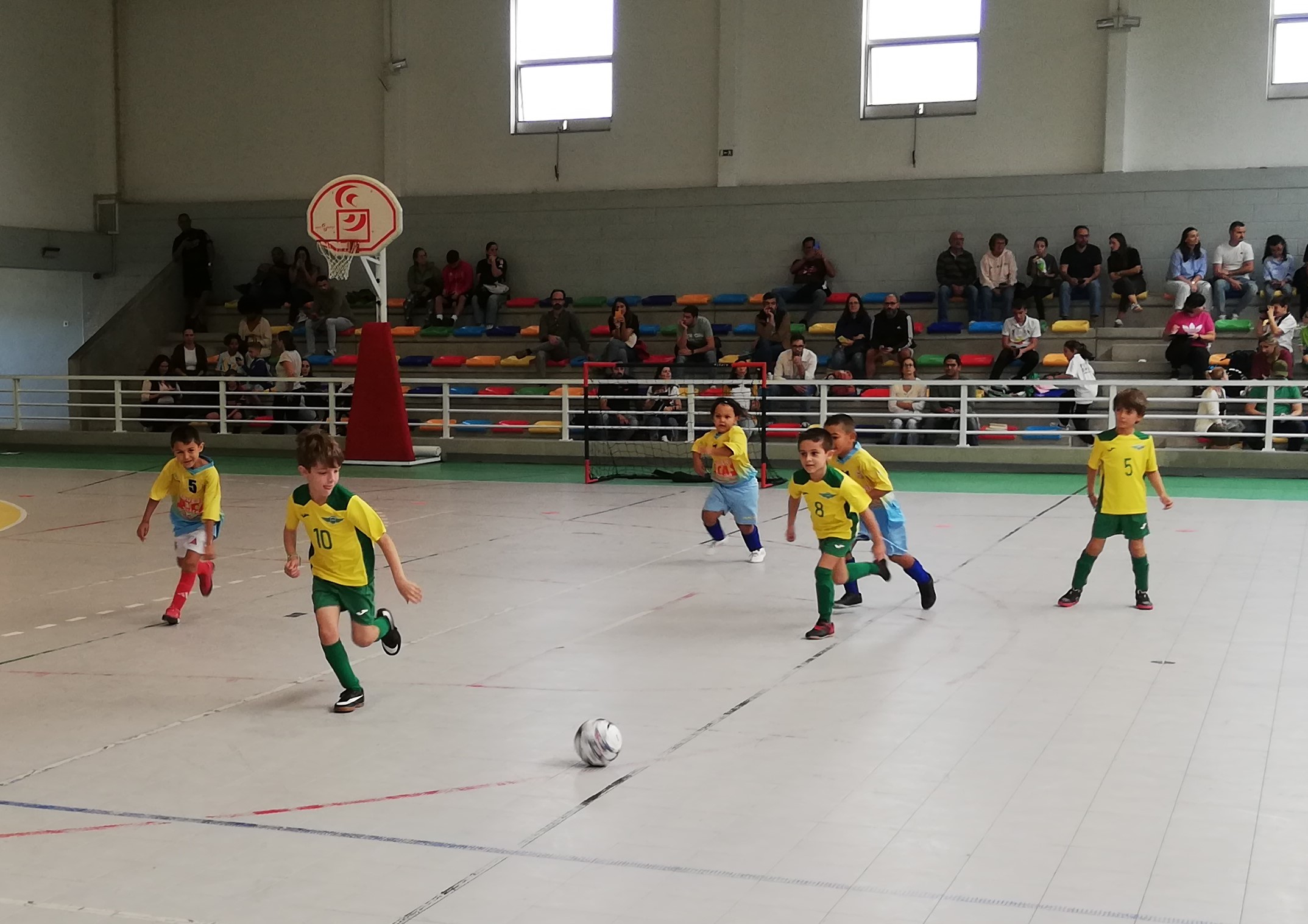  JOGA + recomeçou a alegria com futsal 