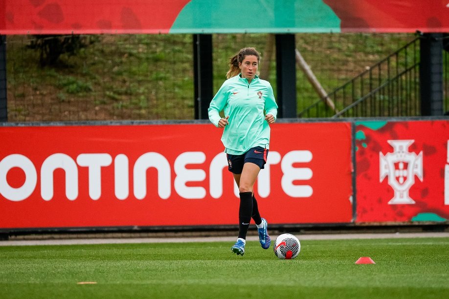 Carolina Mendes eleita para o play-off de acesso ao Euro