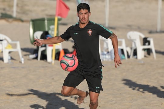 Rodrigo Pinhal nos convocados da seleção nacional de futebol de praia